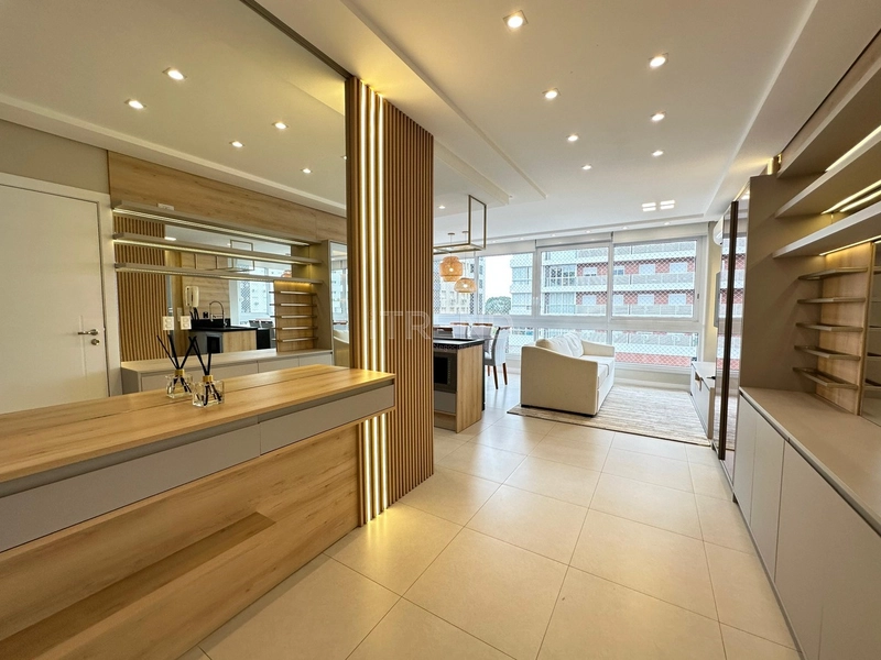 APARTAMENTO À VENDA! FINAMENTE MOBILIADO: 2ª foto da galeria de imagens do imóvel