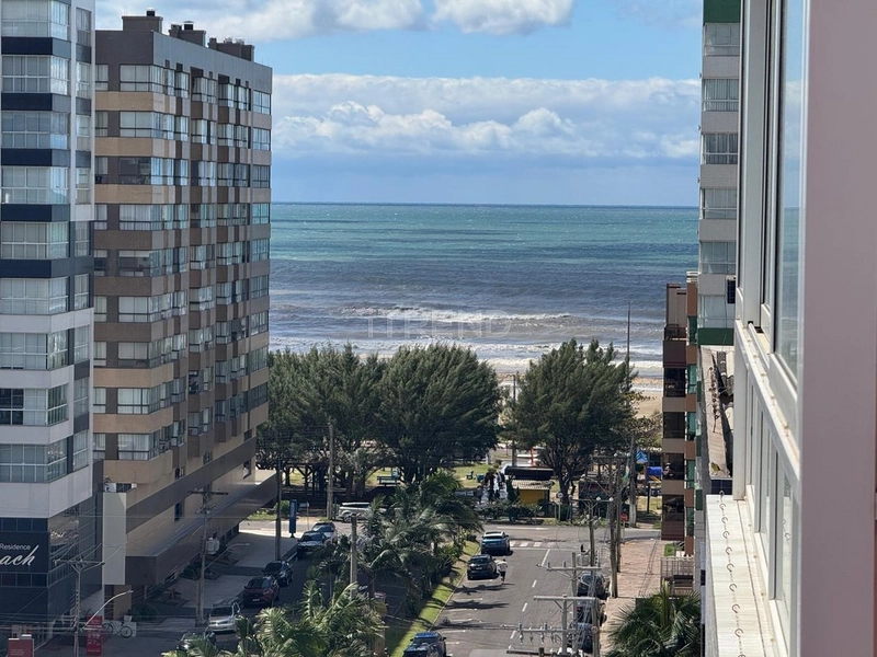 Com vista para a serra e para o mar: 1ª foto da galeria de imagens do imóvel
