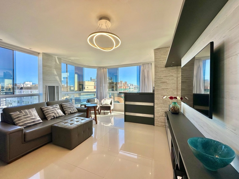 APARTAMENTO À VENDA! DE ESQUINA: 3ª foto da galeria de imagens do imóvel
