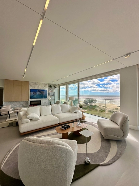 APARTAMENTO À VENDA COM VISTA FANTÁSTICA PARA O MAR: 5ª foto da galeria de imagens do imóvel