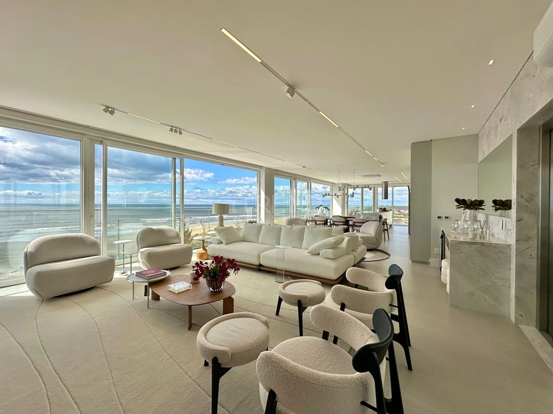 APARTAMENTO À VENDA COM VISTA FANTÁSTICA PARA O MAR: 8ª foto da galeria de imagens do imóvel