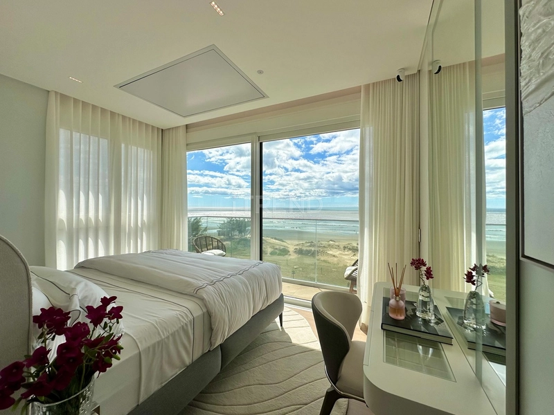 APARTAMENTO À VENDA COM VISTA FANTÁSTICA PARA O MAR: 19ª foto da galeria de imagens do imóvel