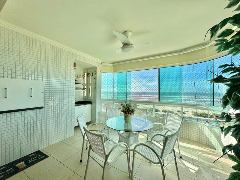 VENDO APARTAMENTO NA BEIRA MAR: 2ª foto da galeria de imagens do imóvel