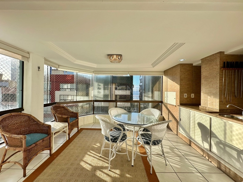 OPORTUNIDADE JUNTO AO MAR! DE 1.200.000,00 POR 980 MIL À VISTA: 3ª foto da galeria de imagens do imóvel