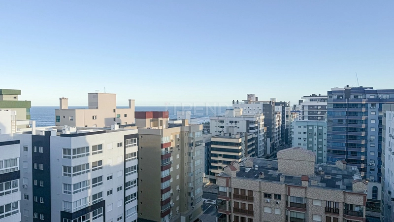 APENAS UMA QUADRA DO MAR: 20ª foto da galeria de imagens do imóvel