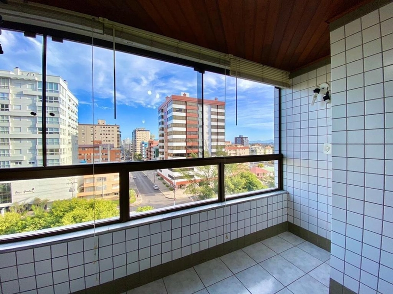 DE FRENTE PARA A PRAÇA: 4ª foto da galeria de imagens do imóvel