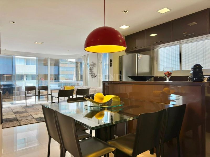 Amplo apartamento com terraço apenas uma quadra do mar: 23ª foto da galeria de imagens do imóvel