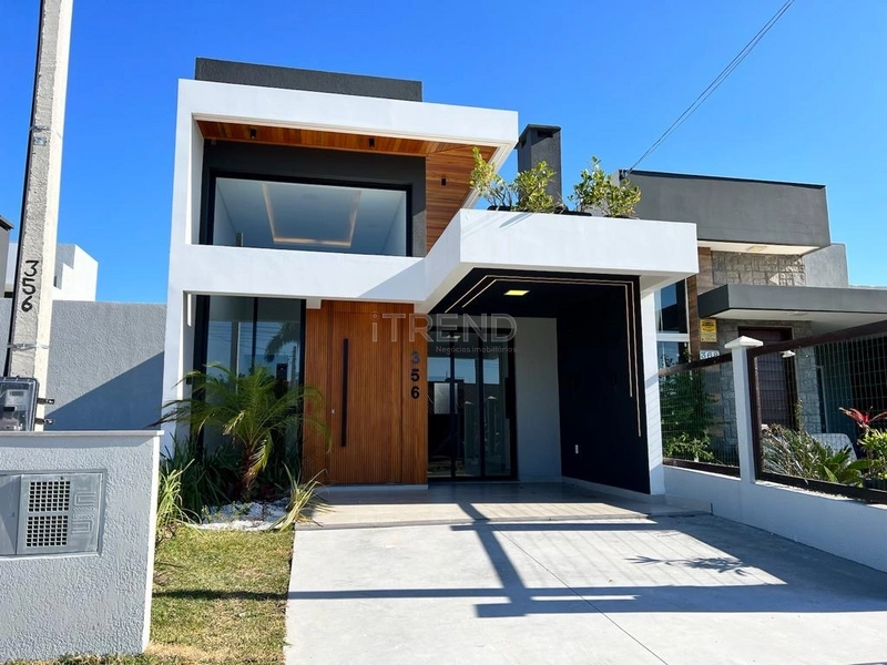 Excelente Casa 3 quartos perto do mar com ampla em Capão da Canoa: 3ª foto da galeria de imagens do imóvel