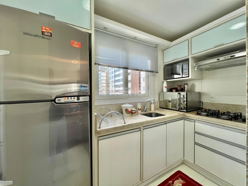 Apartamento de frente para a Praça Tiarajú: 10ª foto da galeria de imagens do imóvel
