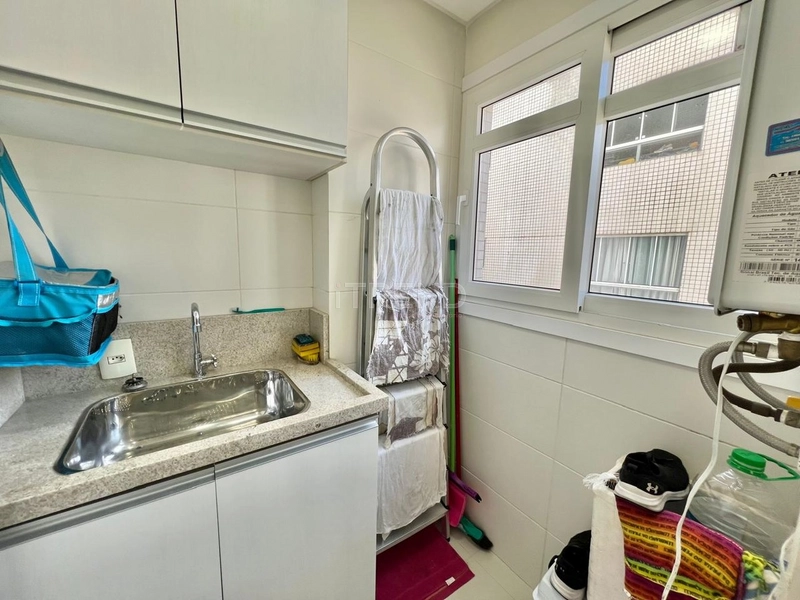 Apartamento de frente para a Praça Tiarajú: 11ª foto da galeria de imagens do imóvel