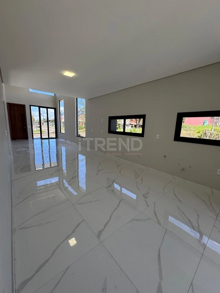 Casa 3 quartos sendo 2 suite ,com piscina ampla em Capão da Canoa: 9ª foto da galeria de imagens do imóvel