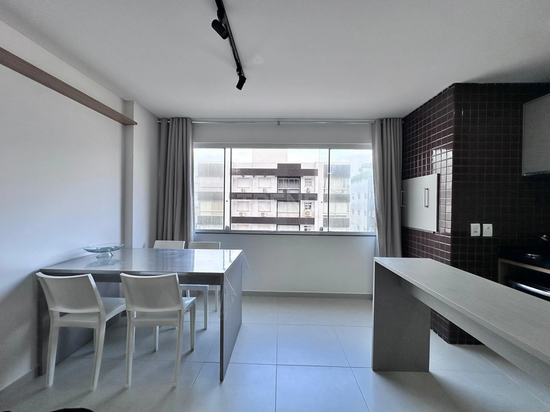 Apartamento de frente de um quarto: 2ª foto da galeria de imagens do imóvel
