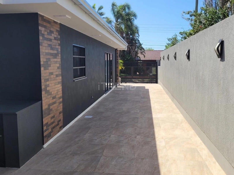 Excelente Casa em Atlântida: 3ª foto da galeria de imagens do imóvel
