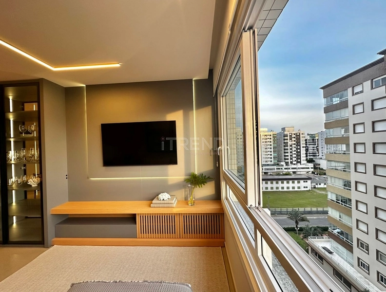 AMPLO APARTAMENTO DE FRENTE: 17ª foto da galeria de imagens do imóvel