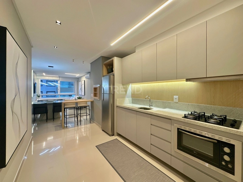 AMPLO APARTAMENTO DE FRENTE: 2ª foto da galeria de imagens do imóvel