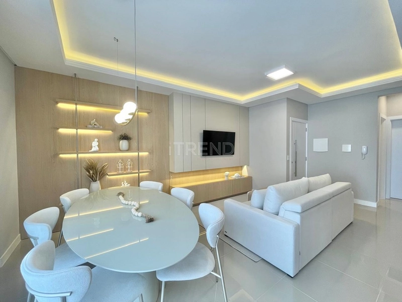 AMPLO APARTAMENTO DE FRENTE: 12ª foto da galeria de imagens do imóvel