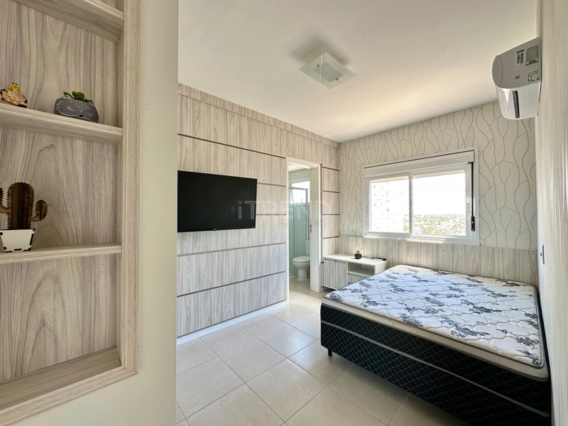 APARTAMENTO À VENDA  COM VISTA PARA O MAR: 8ª foto da galeria de imagens do imóvel