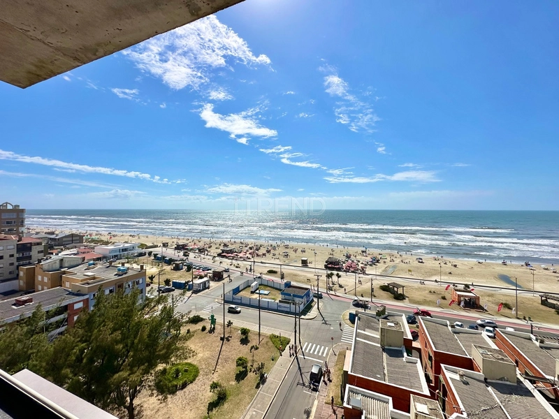 APARTAMENTO COM VISTA CINEMATOGRÁFICA PARA O MAR, SOL DA MANHÃ E INFRA: 4ª foto da galeria de imagens do imóvel