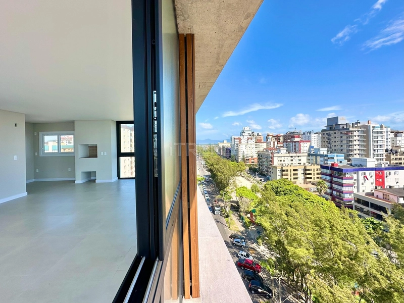 APARTAMENTO COM VISTA CINEMATOGRÁFICA PARA O MAR, SOL DA MANHÃ E INFRA: 6ª foto da galeria de imagens do imóvel