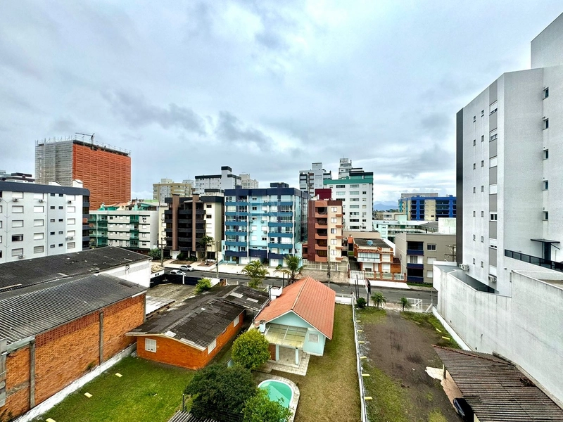 NO CORAÇÃO DA CIDADE: 18ª foto da galeria de imagens do imóvel