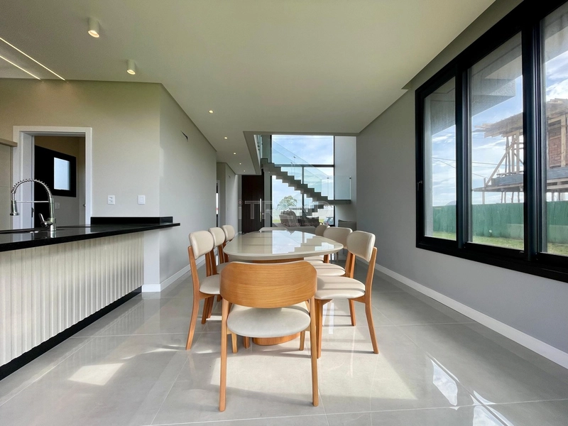 : 2ª foto da galeria de imagens do imóvel