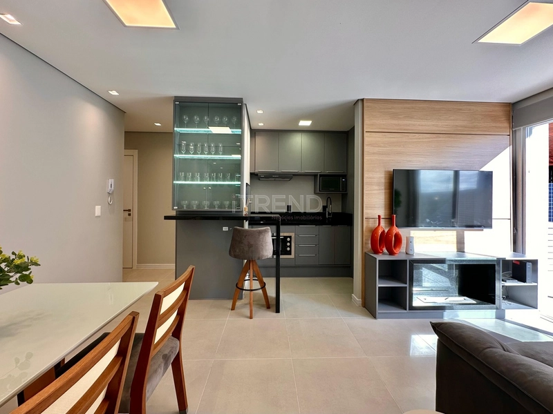 APARTAMENTO Á VENDA NO BAIRRO NAVEGANTES, PRÓXIMO DO MAR: 9ª foto da galeria de imagens do imóvel