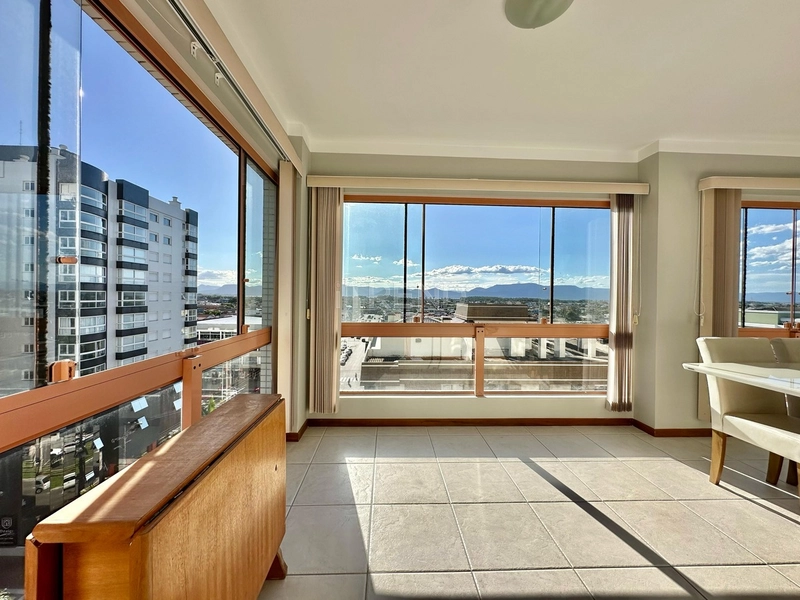 APARTAMENTO À VENDA COM VISTA PARA SERRA E P/ O MAR!: 6ª foto da galeria de imagens do imóvel