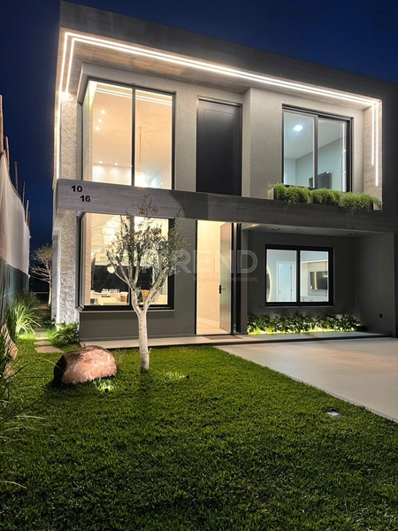 Linda Casa Em Condomínio!: 2ª foto da galeria de imagens do imóvel