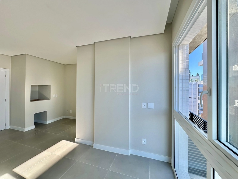 APARTAMENTO À VENDA EM CAPÃO DA CANOA: 3ª foto da galeria de imagens do imóvel