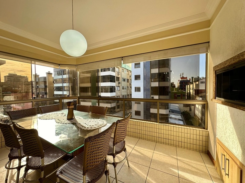 : 2ª foto da galeria de imagens do imóvel