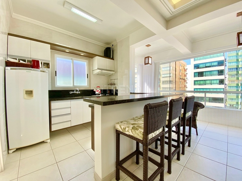 APARTAMENTO COM SACADA DE FRENTE E VISTA ETERNA MAR: 13ª foto da galeria de imagens do imóvel