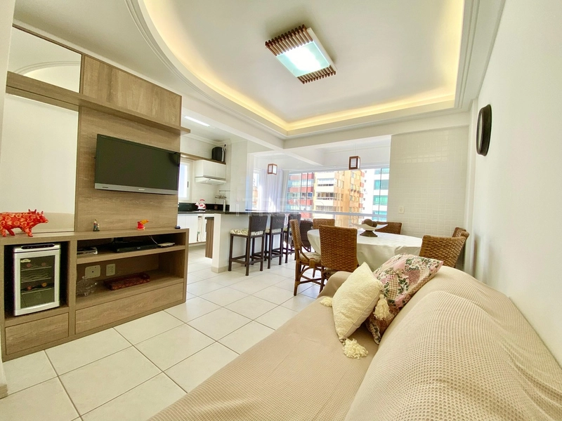 APARTAMENTO COM SACADA DE FRENTE E VISTA ETERNA MAR: 6ª foto da galeria de imagens do imóvel
