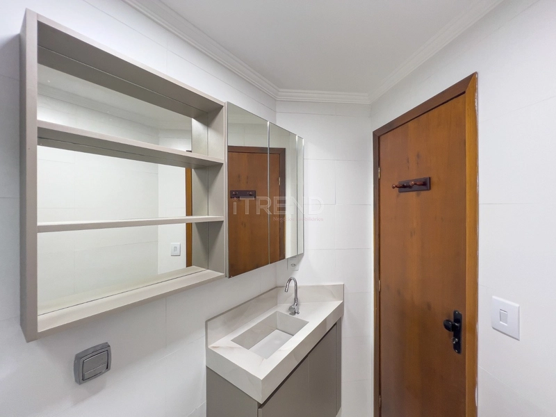 APARTAMENTO À VENDA! NO CORAÇÃO DA CIDADE!!  TODO REFORMADO: 36ª foto da galeria de imagens do imóvel