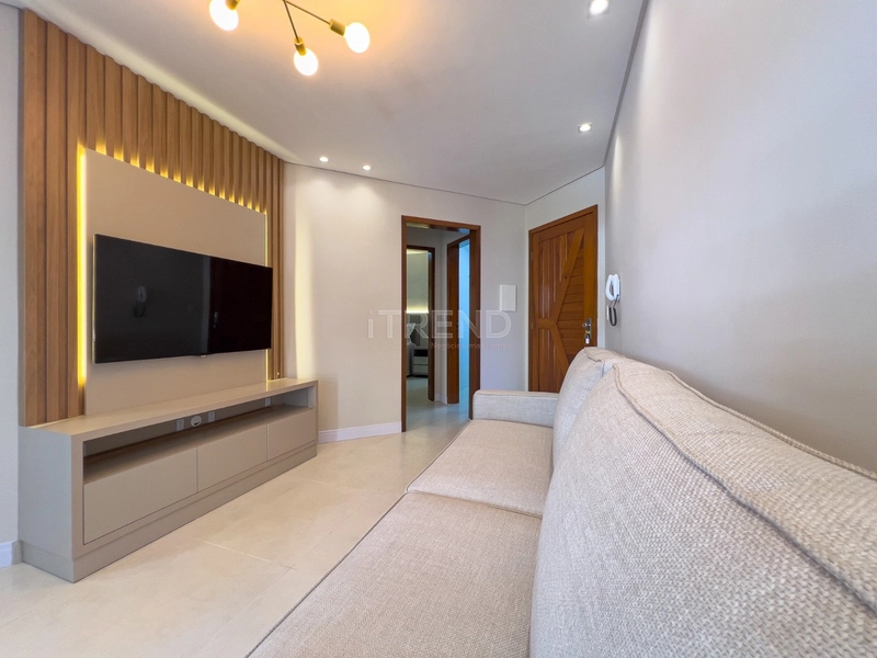 APARTAMENTO À VENDA! NO CORAÇÃO DA CIDADE!!  TODO REFORMADO: 3ª foto da galeria de imagens do imóvel