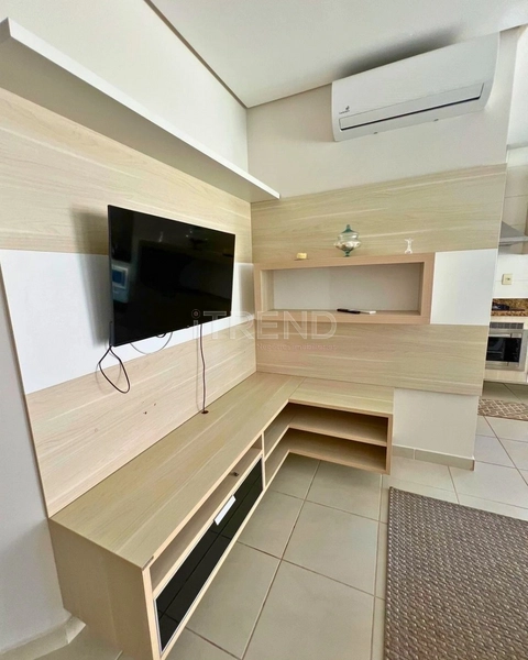 Apartamento ao lado de Praça: 4ª foto da galeria de imagens do imóvel