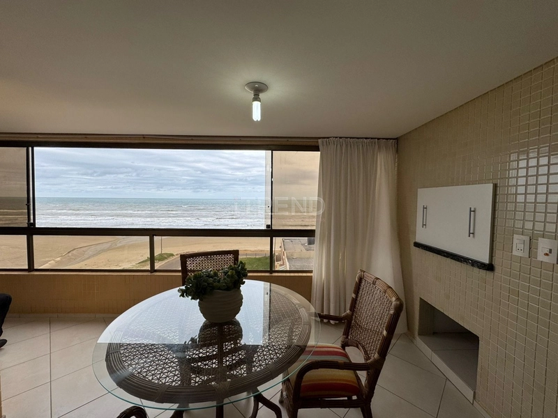 Zona Nova, prédio de esquina