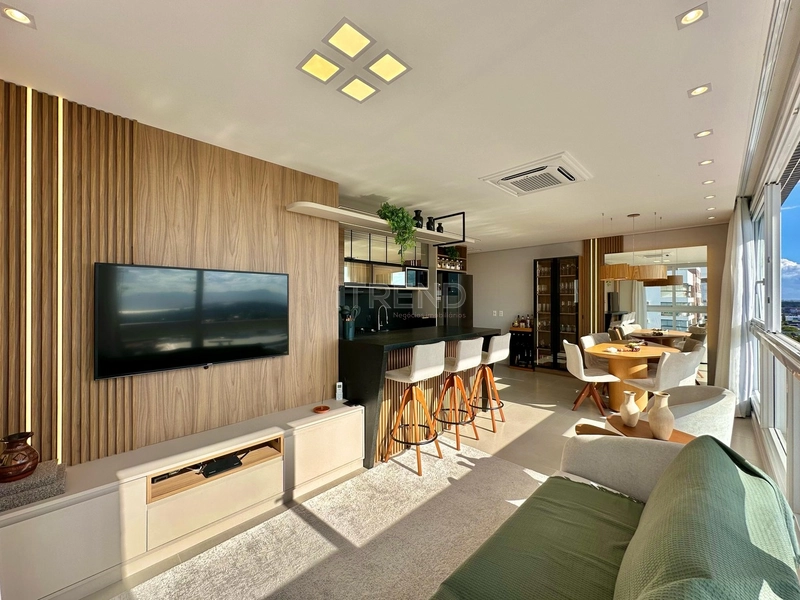 APARTAMENTO À VENDA, DEL PAINE DE ESQUINA: 1ª foto da galeria de imagens do imóvel