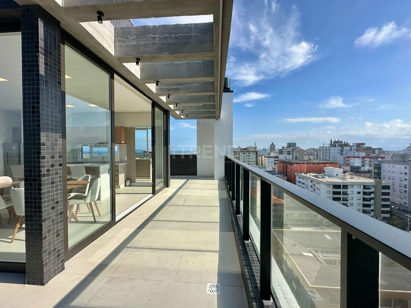 APARTAMENTO À VENDA COM TERRAÇO E INFRA COM PISCINA E VISTA PARA O MA: 7ª foto da galeria de imagens do imóvel