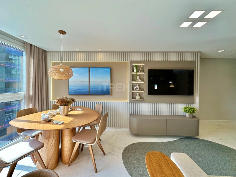 APARTAMENTO À VENDA COM TERRAÇO E INFRA COM PISCINA E VISTA PARA O MA: 8ª foto da galeria de imagens do imóvel