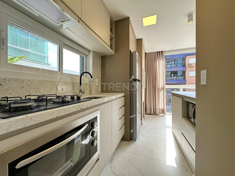 APARTAMENTO À VENDA COM TERRAÇO E INFRA COM PISCINA E VISTA PARA O MA: 11ª foto da galeria de imagens do imóvel