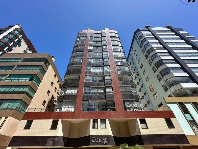 APARTAMENTO À VENDA PRÓXIMO AO MAR: 7ª foto da galeria de imagens do imóvel