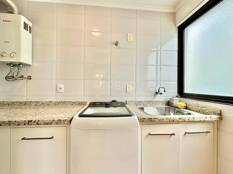 APARTAMENTO À VENDA PRÓXIMO AO MAR: 2ª foto da galeria de imagens do imóvel