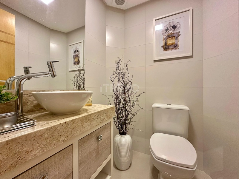 APARTAMENTO COM VISTA ETERNA PARA O MAR: 14ª foto da galeria de imagens do imóvel