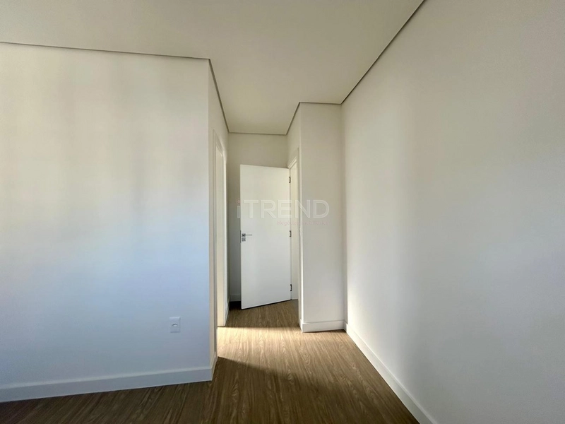 Apartamento de esquina em prédio moderno à 2 quadras do mar: 20ª foto da galeria de imagens do imóvel