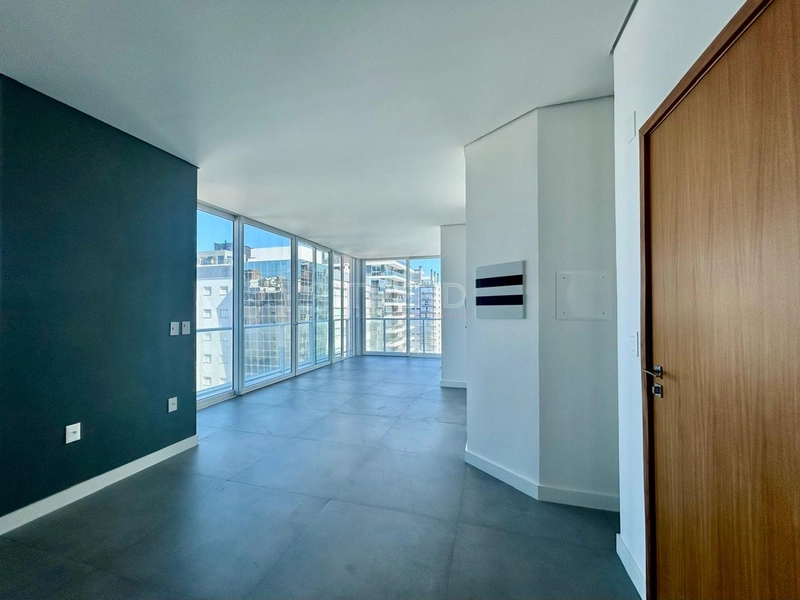 Apartamento de esquina em prédio moderno à 2 quadras do mar: 22ª foto da galeria de imagens do imóvel