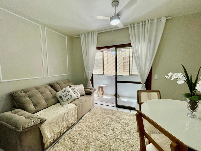 2 Dormitórios no Centro: 1ª foto da galeria de imagens do imóvel