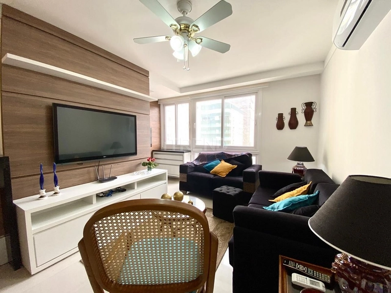 Apartamento Mobiliado e Decorado á Uma Quadra do Mar: 1ª foto da galeria de imagens do imóvel