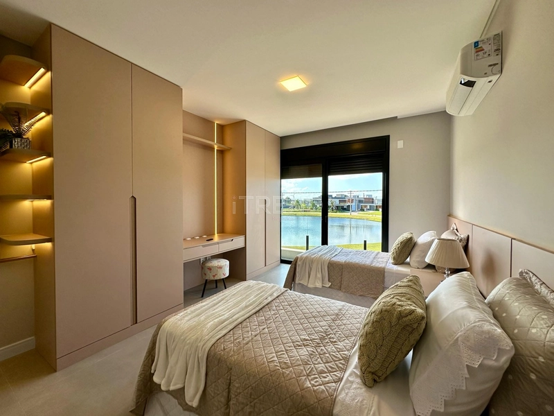 CASA EM CONDOMÍNIO COM 5 SUÍTES!: 17ª foto da galeria de imagens do imóvel