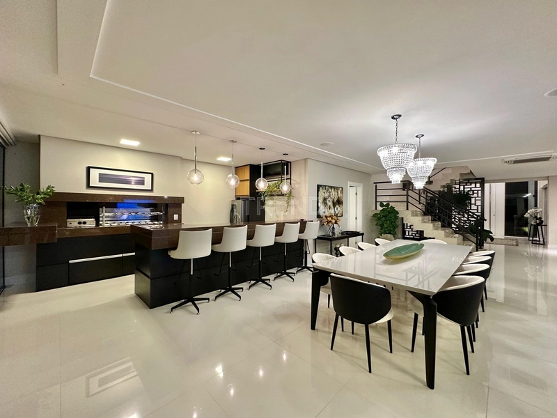 LINDO SOBRADO Á BEIRA LAGO: 20ª foto da galeria de imagens do imóvel