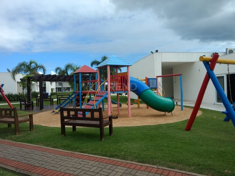 LOTE À VENDA PRÓXIMO AO LAGO E CLUBE: 22ª foto da galeria de imagens do imóvel